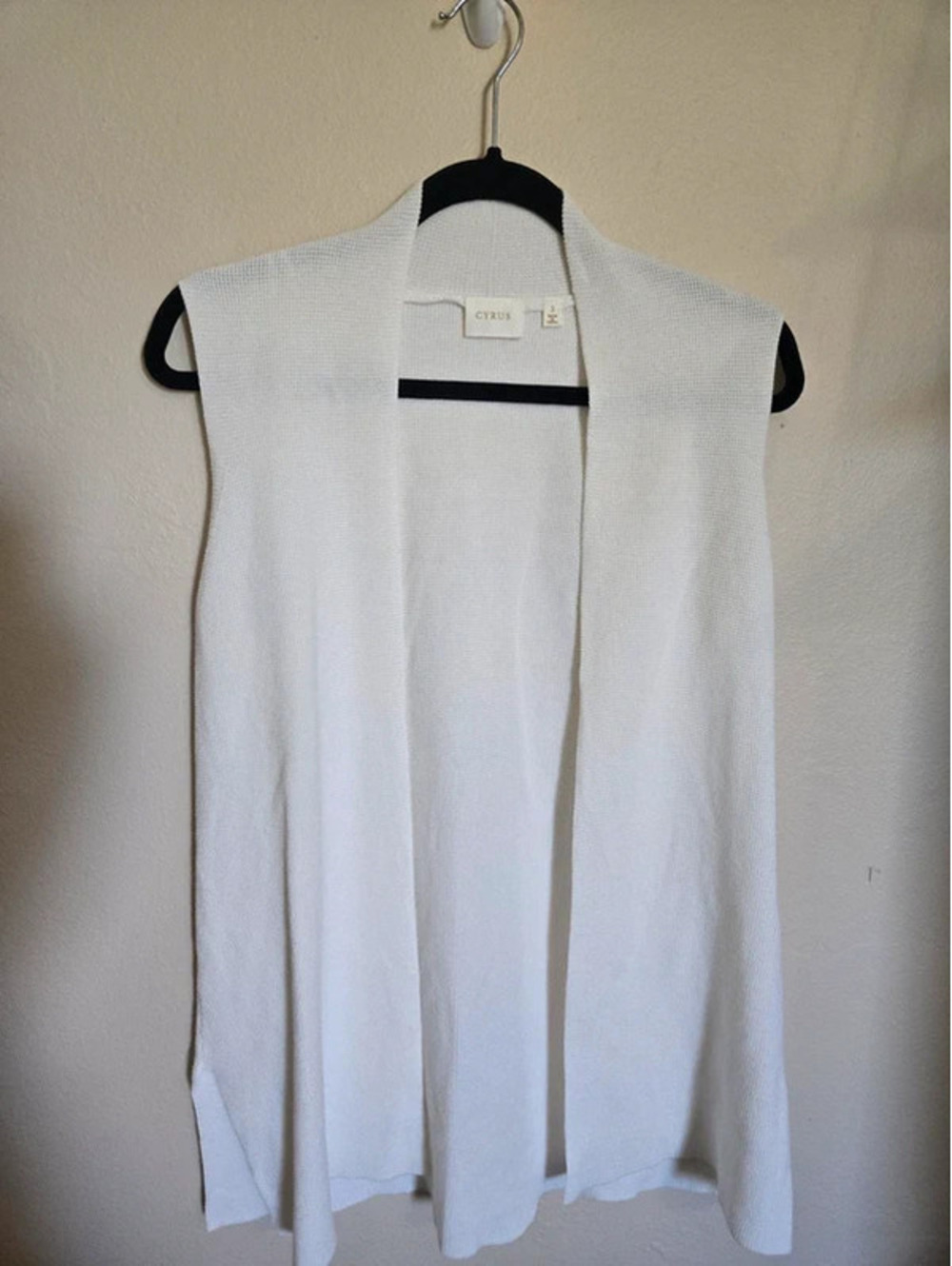 Cyrus White Sleeveless Cardigan Vest